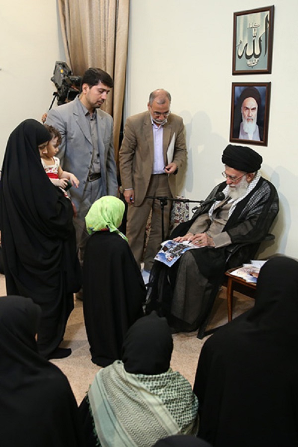 عبایی که جا ماند! +تصاویر عبایی که جا ماند! +تصاویر
