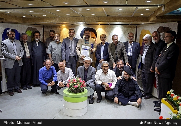 پاسداشت مسعود شجاعی طباطبایی که به ۲۲ کشور ممنوعالورود است. پاسداشت مسعود شجاعی طباطبایی که به ۲۲ کشور ممنوعالورود است.