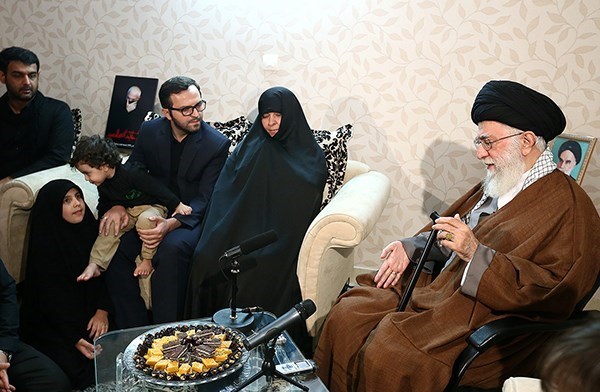 خداوند باب شهادت را برای بندگان خالص خود باز گذاشته است
