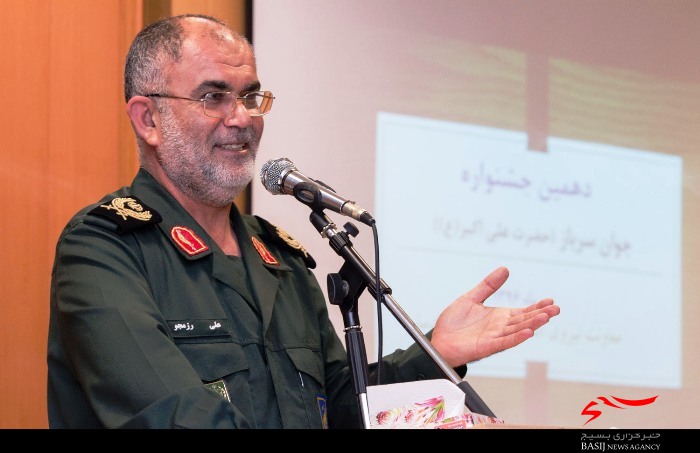 امروز فضای رشد فکری و عقلی سربازان در سپاه فراهم است
