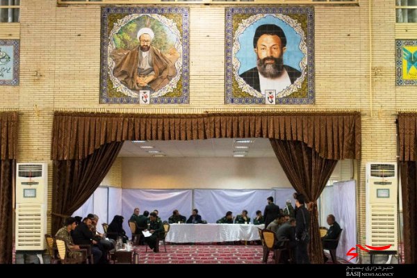 برپایی میز خدمت سپاه امام صادق (ع) در مصلی نماز جمعه + تصاویر