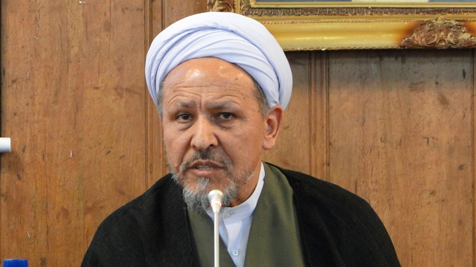 مسئولان بر تولیدات پوشاک نظارت کنند مسئولان بر تولیدات پوشاک نظارت کنند