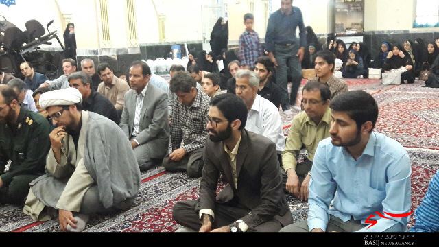 ولایت‌پذیر بودن در عمل نه در شعار از ویژگی‌های انقلابی‌گری است