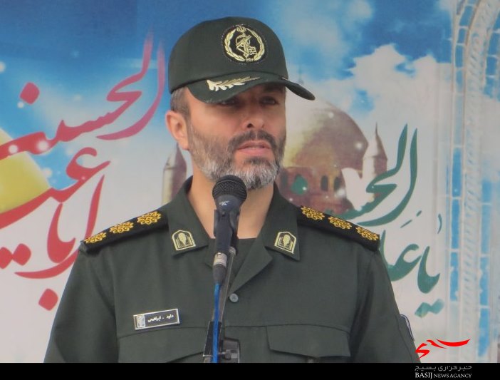امروز در میدانی سخت‌تر از جنگ نظامی باید با دشمن مقابله کنیم
