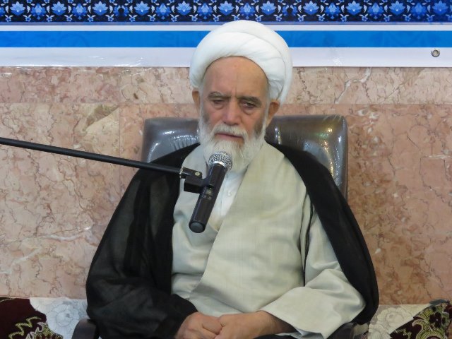 بیداری عواطف و جلوگیری از غفلت فلسفه برگزاری یادواره‌های شهدا/عده‌ای محافظه‌کارانه دینداری می‌کنند