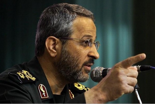 دشمن بداند هرجا پای منافع ملی نظام در میان است همه باهم متحد و یکپارچه هستند