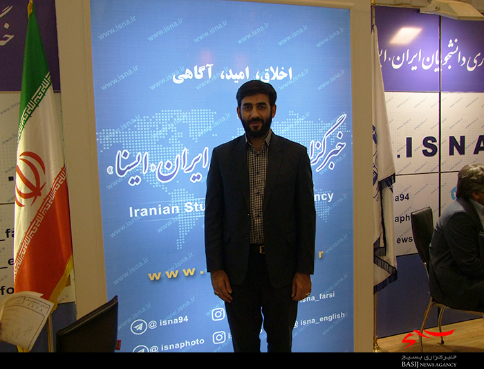 بازدید رییس سازمان بسیج اصناف بازاریان و تجار کشور از بیست و سومین نمایشگاه مطبوعات بازدید رییس سازمان بسیج اصناف بازاریان و تجار کشور از بیست و سومین نمایشگاه مطبوعات