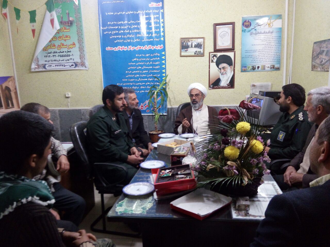بسیج اصل نظام و انقلاب را بیمه کرد بسیج اصل نظام و انقلاب را بیمه کرد
