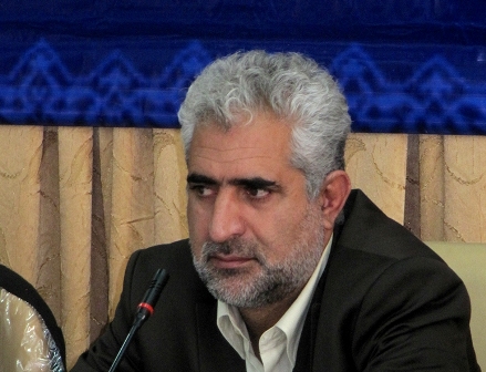 عدم ساماندهی دستفروشان و پزشک متخصص از معضلات نهاوند