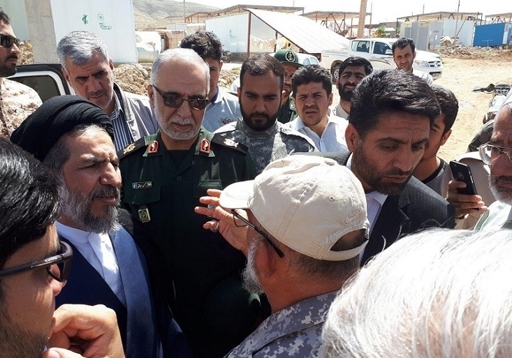 بازدید حجت الاسلام ابوترابی&zwnj;فرد به همراه سردار یزدی و سردار ریحانی از سرپل ذهاب