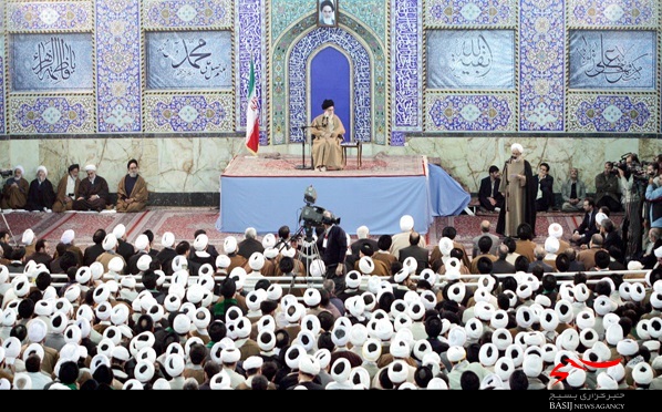 مرور خاطراتی که از هرگز از ذهن یزدی ها دور نمی شود مرور خاطراتی که از هرگز از ذهن یزدی ها دور نمی شود