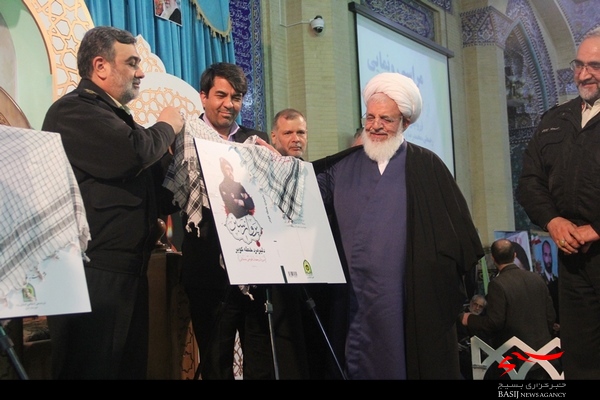 روحیه جهادی تنها راه مرتفع شدن مشکلات است