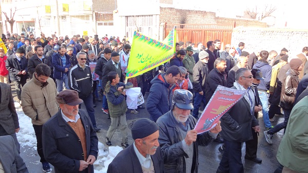 راهپیمایی تماشایی مردم شهرستان شازند در جشن ۴۰ سالگی انقلاب راهپیمایی تماشایی مردم شهرستان شازند در جشن ۴۰ سالگی انقلاب