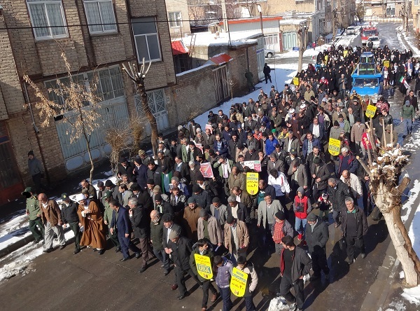 راهپیمایی تماشایی مردم شهرستان شازند در جشن ۴۰ سالگی انقلاب راهپیمایی تماشایی مردم شهرستان شازند در جشن ۴۰ سالگی انقلاب