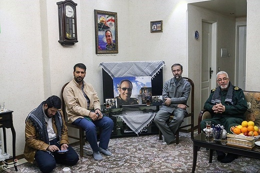 دیدار جانشین فرماندهی سپاه تهران بزرگ با خانواده شهید علی&zwnj;اصغر شیردل