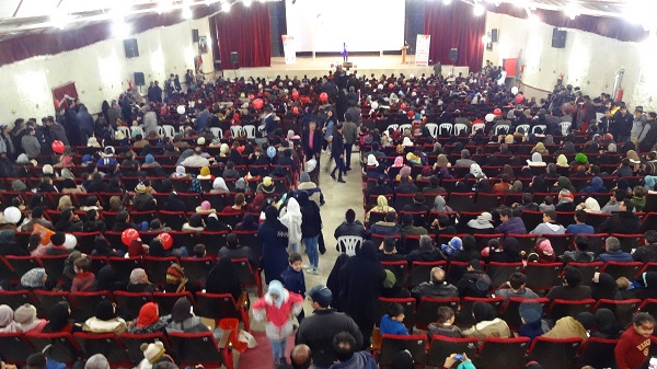 مادر یعنی زندگی، مادر یعنی عشق، مادر یعنی مهر