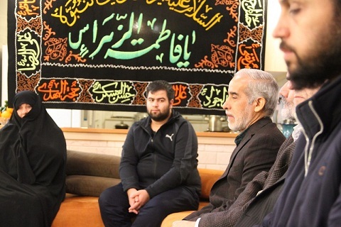 دیدار سردار یزدانی و سردار آذرنوش با خانواده سردار شهید حسین همدانی