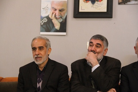 دیدار سردار یزدانی و سردار آذرنوش با خانواده سردار شهید حسین همدانی