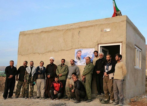 سپاه تهران نشان داد که می‌ توان ظرف یک ماه منزل مسکونی برای زلزله‌زدگان ساخت