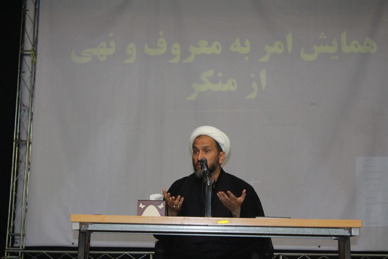 امام حسین (ع) فدایی امر به معروف/ وقتی منکرات را خودمان در جامعه ترویج میکنیم از مردم چه توقع! امام حسین (ع) فدایی امر به معروف/ وقتی منکرات را خودمان در جامعه ترویج میکنیم از مردم چه توقع!