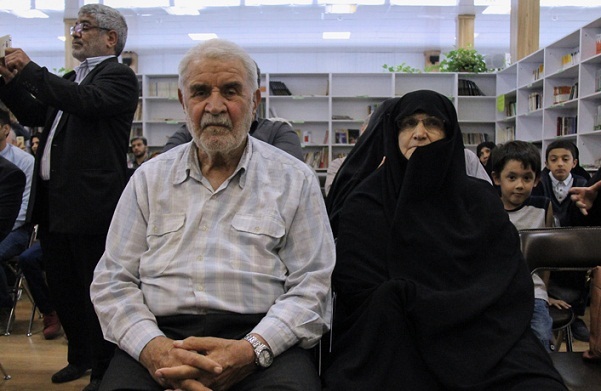 رونمایی از کتاب‌های «خاکستر و ققنوس» و «شاعر دشت و هور»