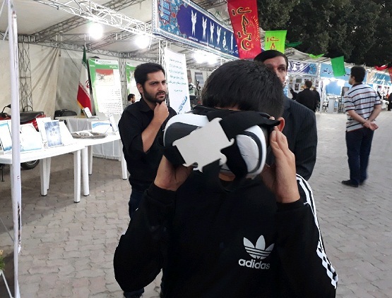 بازدید رئیس کمیسیون آموزش و تحقیقات مجلس از نمایشگاه یاد یاران