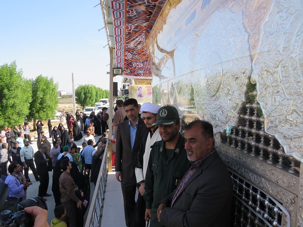 ضریح خیمه گاه امام حسین(ع) و حضرت قاسم(ع) وارد دلوار شد ضریح خیمه گاه امام حسین(ع) و حضرت قاسم(ع) وارد دلوار شد