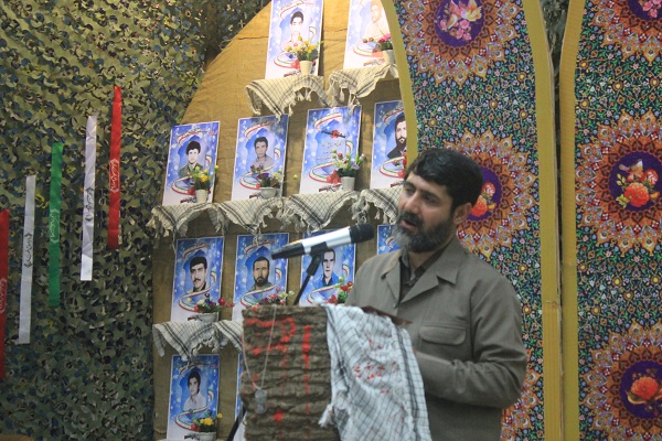 ملتی که دستش از قدرت خالی شد به راحتی له می شود.