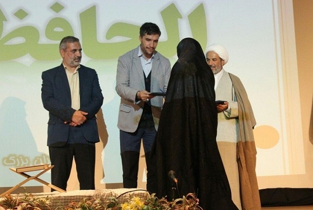 همایش بزرگ &laquo;قرآن و بسیج&raquo; برگزار شد