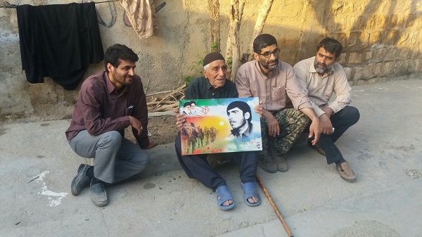 امداد فرهنگی در مناطق سیل زده توسط سپاه ناحیه شازند