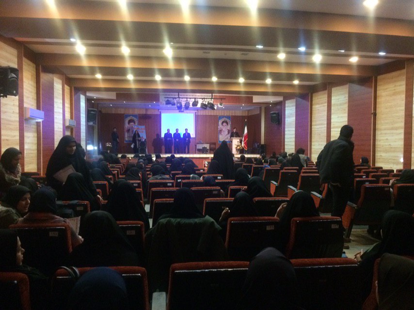 مراسم تجليل أز جهادگران بسيجي در عرصه سازندگي