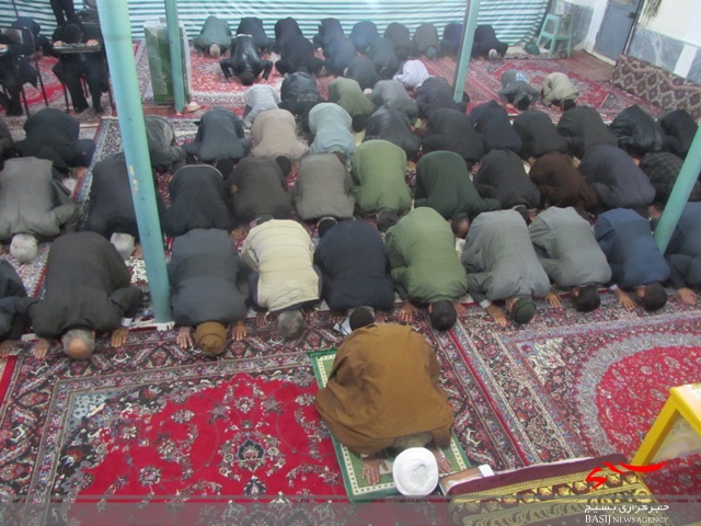 غبار روبي و گلباران مزار شهدا / افتتاح منزل مسكوني سيل زدگان / برگزاري ميز جهاد خدمتى