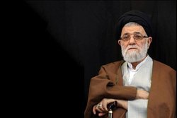 پیکر آیت الله رسولی محلاتی در تهران تشییع شد پیکر آیت الله رسولی محلاتی در تهران تشییع شد