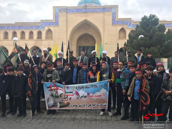 گزارش تصویری از یادواره و گرامیداشت 10 شهید گمنام شهر مهاجران