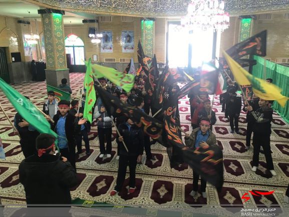 گزارش تصویری از یادواره و گرامیداشت 10 شهید گمنام شهر مهاجران