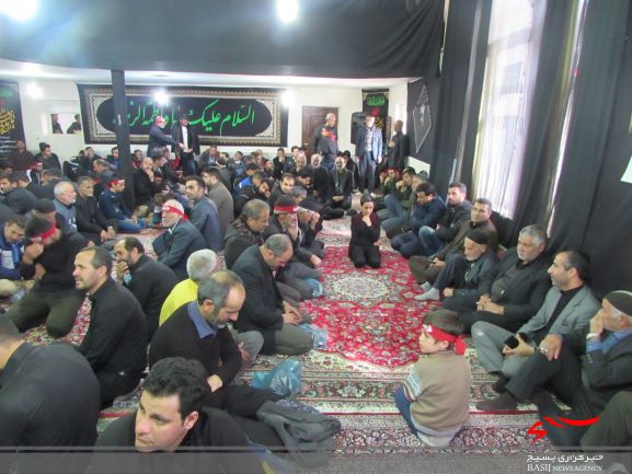 گزارش تصویری از برگزاری مراسم یاواره شهدای روستای فاقرلو و گرامیداشت یاد شهید سردار سلیمانی گزارش تصویری از برگزاری مراسم یاواره شهدای روستای فاقرلو و گرامیداشت یاد شهید سردار سلیمانی