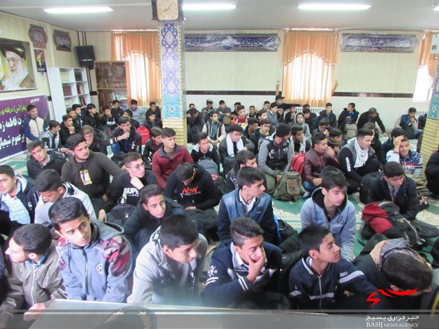 گزارش تصویری از مراسم بدرقه کاروان راهیان نور