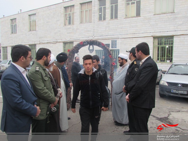 گزارش تصویری از مراسم بدرقه کاروان راهیان نور