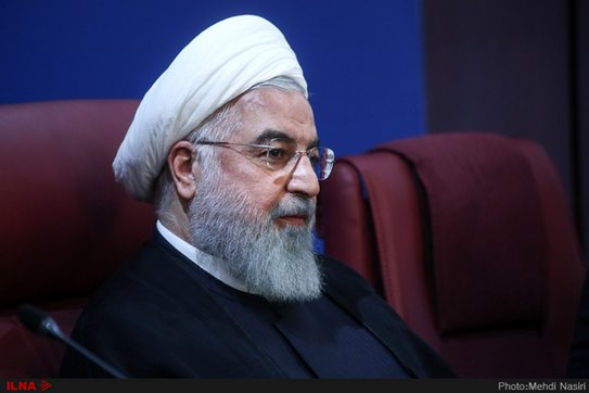 پاس گل روحانی به سخنگوی وزارت خارجه آمریکا پاس گل روحانی به سخنگوی وزارت خارجه آمریکا