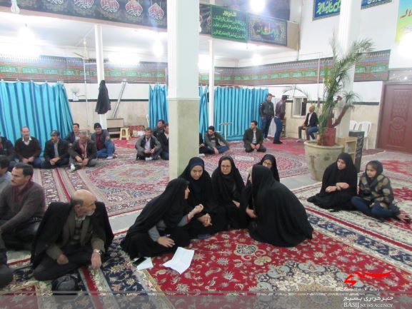گزارش تصویری از برگزاری میز خدمت جهادی