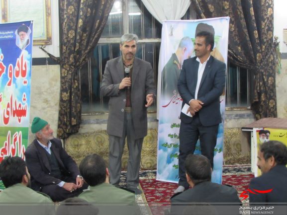 گزارش تصویری از برگزاری میز خدمت جهادی