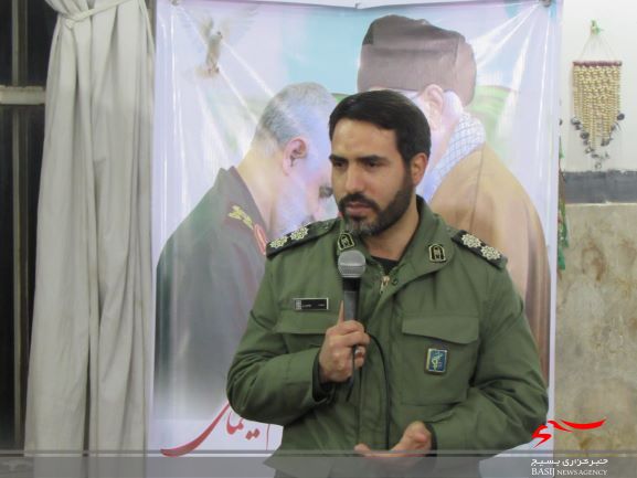 گزارش تصویری از برگزاری میز خدمت جهادی