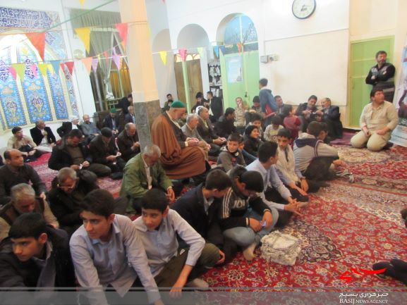 گزارش تصویری از گرامیداشت سالگرد پبروزی انقلاب اسلامی /دیدار با خانواده شهید در شهر آستانه