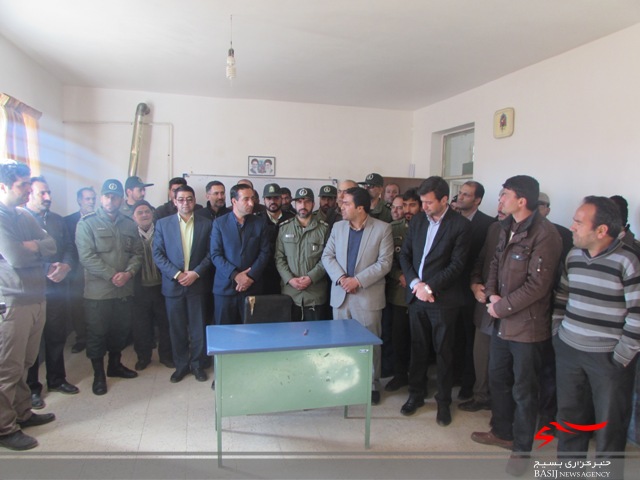 افتتاحیه مدرسه باز سازی شده در روستای موچان شهرستان شازند