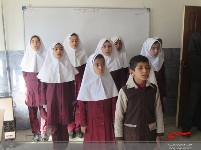 افتتاحیه مدرسه باز سازی شده در روستای موچان شهرستان شازند