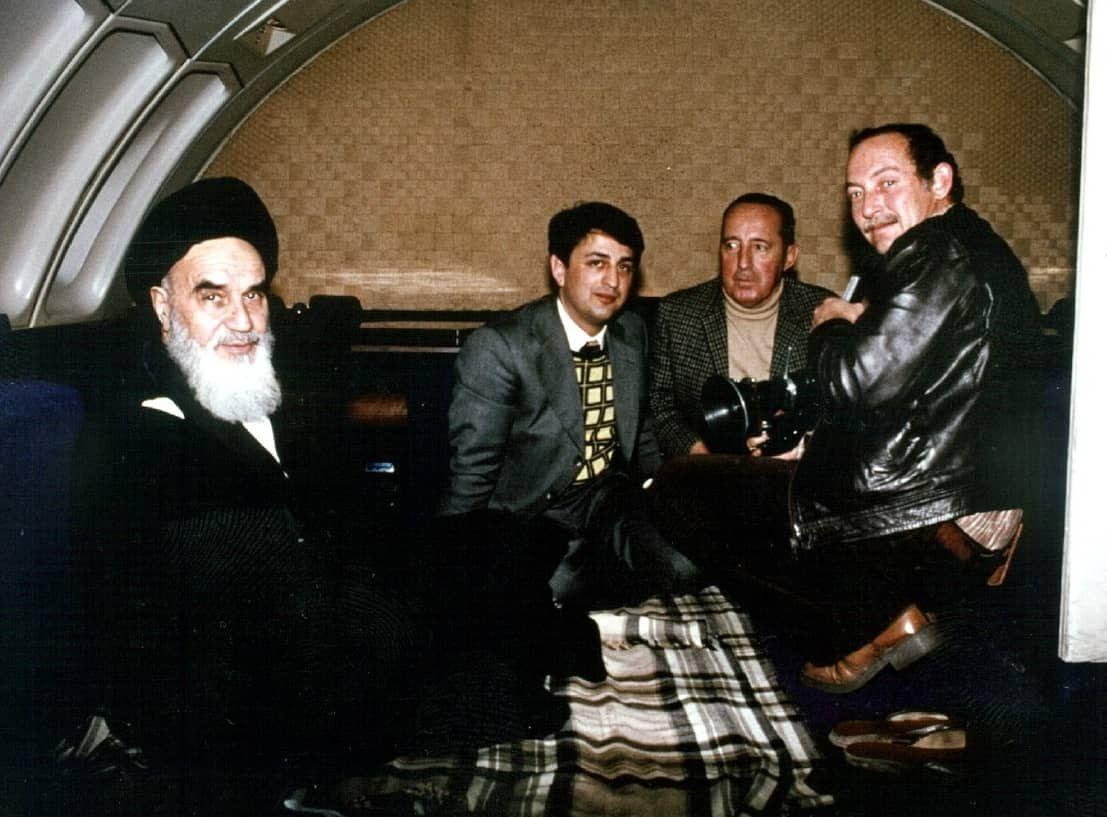 تصاویری دیدنی از امام(ره) در پرواز هواپیما تصاویری دیدنی از امام(ره) در پرواز هواپیما
