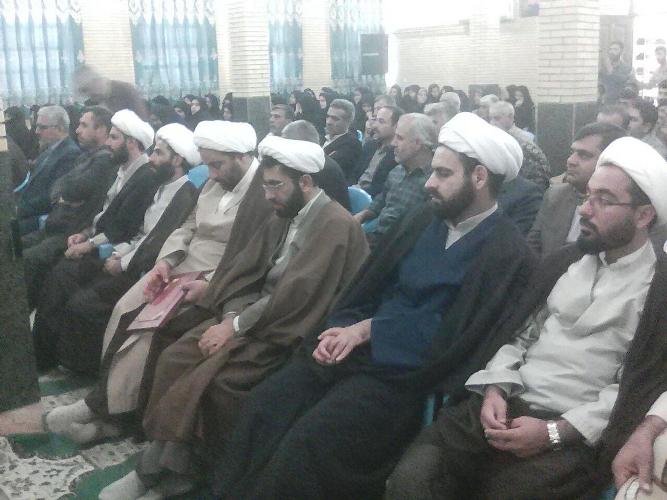 مسئول جدید دفتر نمایندگی ولی فقیه در سپاه مهران معرفی شد مسئول جدید دفتر نمایندگی ولی فقیه در سپاه مهران معرفی شد