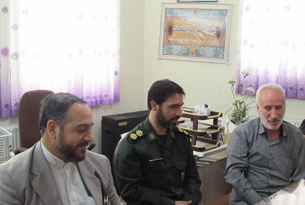 بسیجی یعنی مظهر ازخودگذشتگی و ایثار