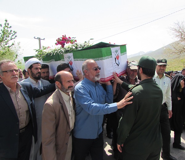 پیکر جانباز شهید غلامرضا رفیعی در شازند تشییع شد