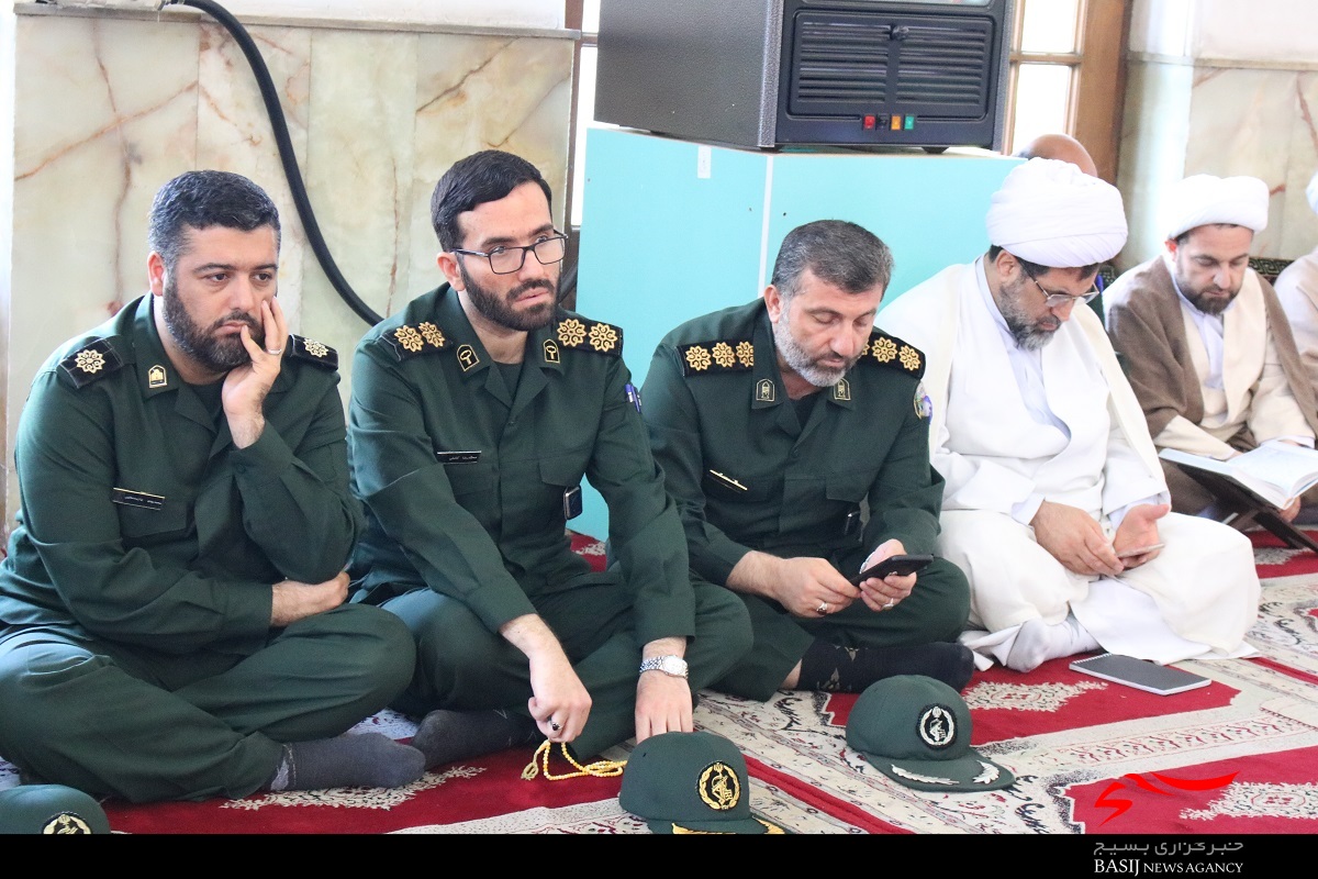 محفل انس با قرآن کریم نیروهای مسلح استان گیلان در رشت برگزار شد